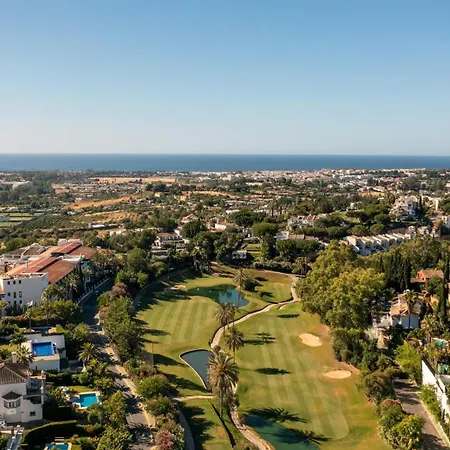 וילה Fabulous 8-bedroom Andalucian Family With Panoramic Vistas Of La Concha Marbella
