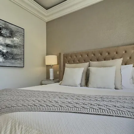 וילה Fabulous 8-bedroom Andalucian Family With Panoramic Vistas Of La Concha Marbella סן פדרו דה אלקנטרה