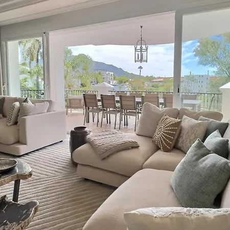 Villa Fabulous 8-bedroom Andalucian Family With Panoramic Vistas Of La Concha Marbella *