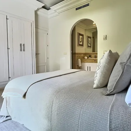 Fabulous 8-bedroom Andalucian Family With Panoramic Vistas Of La Concha Marbella San Pedro de Alcantara