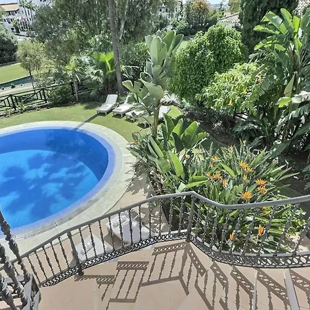Villa Fabulous 8-bedroom Andalucian Family With Panoramic Vistas Of La Concha Marbella