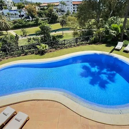 Fabulous 8-bedroom Andalucian Family With Panoramic Vistas Of La Concha Marbella