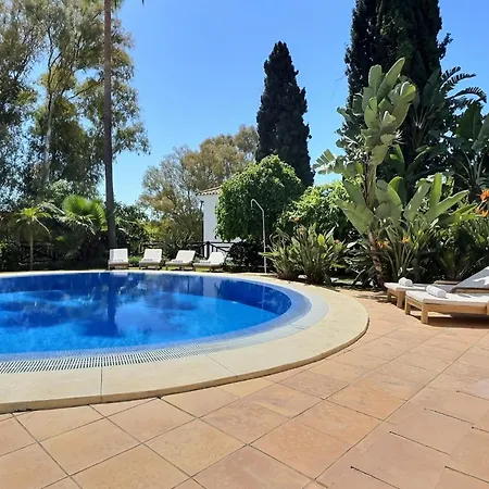 Villa Fabulous 8-bedroom Andalucian Family With Panoramic Vistas Of La Concha Marbella *